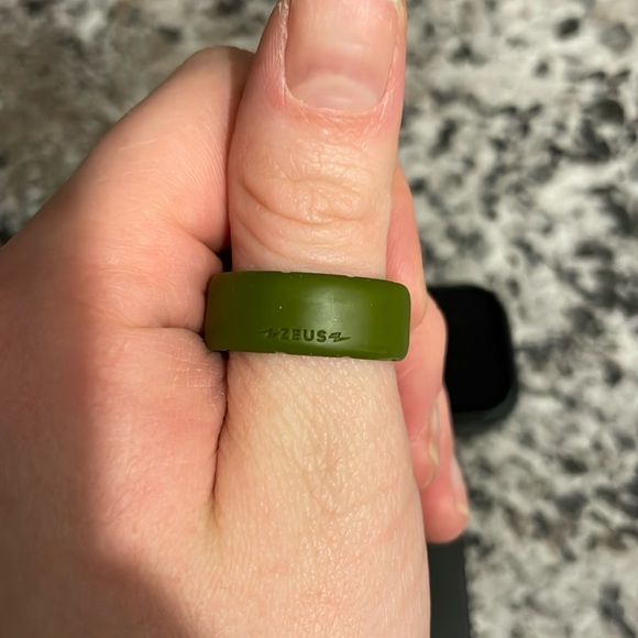 Groove Ring Zeus - Picture 2 of 4